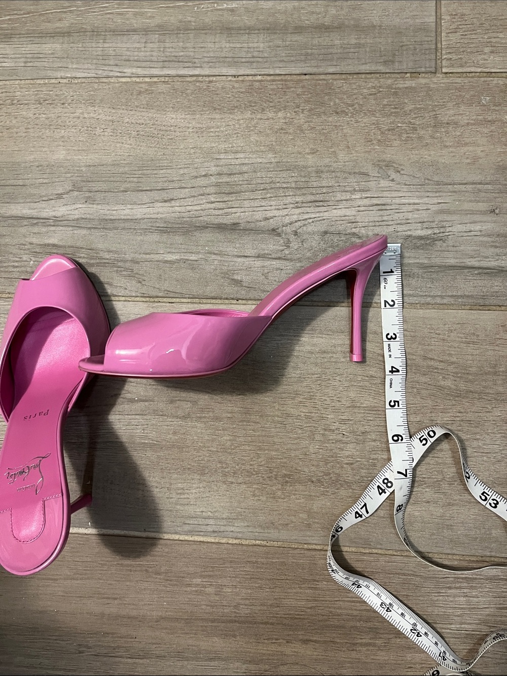 Christian Louboutin Pink Patent Open-Toe Mules Me Dolly - Picture 11 of 12